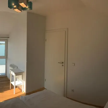 Ferienhaeuser Am Nordufer Des Hainer Sees *