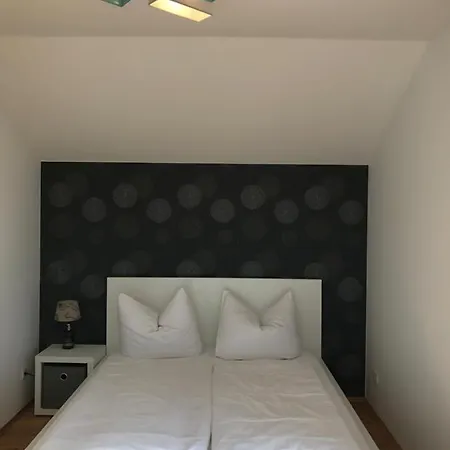 Ferienhaeuser Am Nordufer Des Hainer Sees *